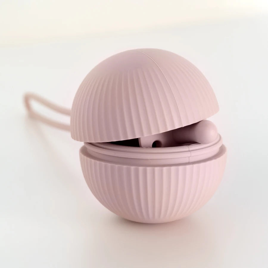 New Baby Pacifier Holder BPA Free Soft Silicone Infant Portable